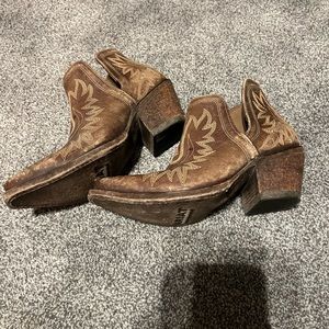 Ariat Dixon Naturally Distressed Brown Boots size 7